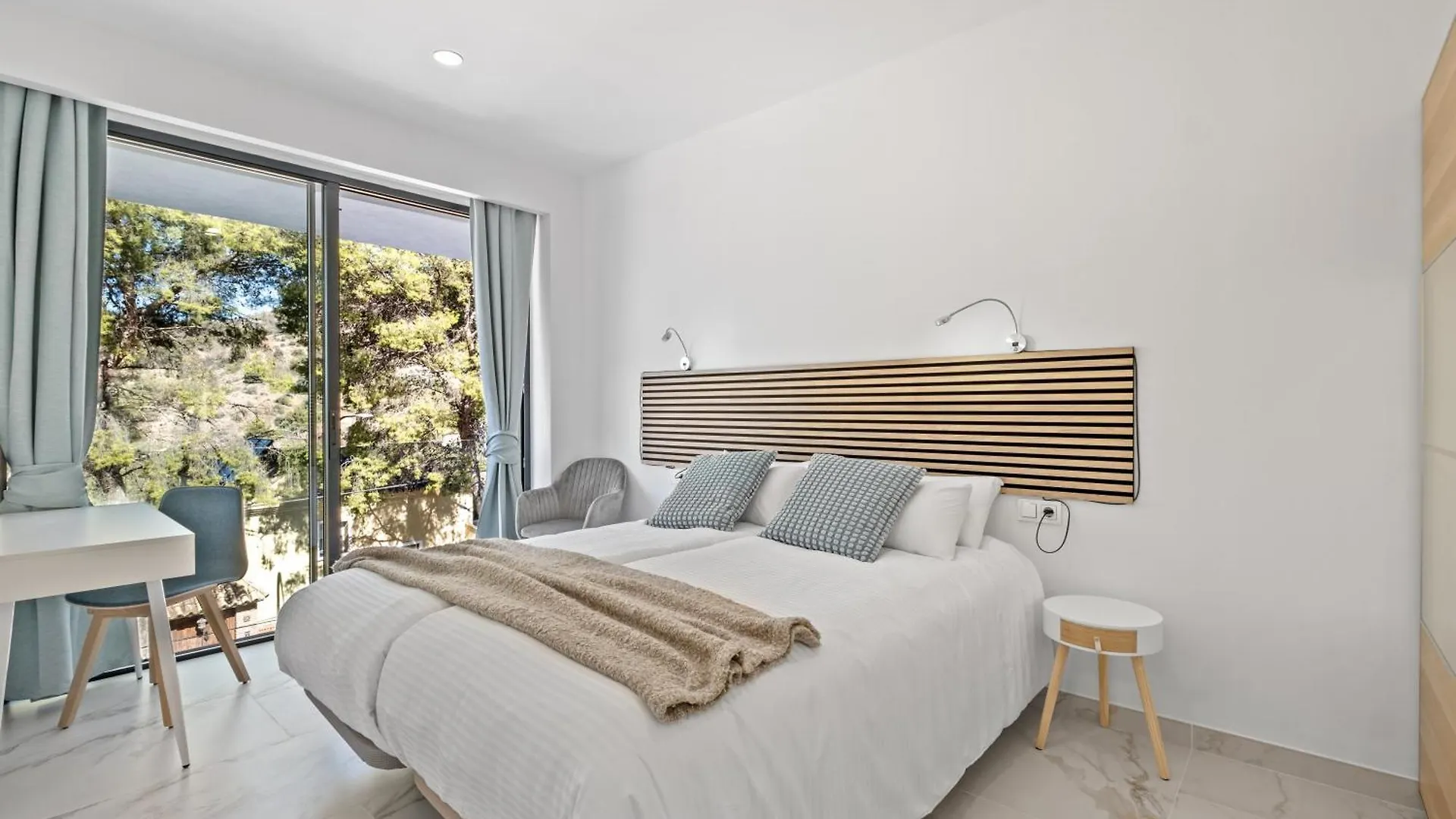Villas Pinares De San Anton, Malaga, With Sea, City And Mountain Views